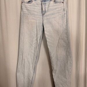 American Eagle Outfitters Light Wash Straight Leg Jeans